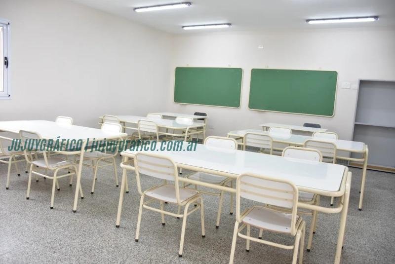 Inauguración de la Escuela Secundaria N°2 Mediada por TIC en La Almona 4 Inauguración de la Escuela Secundaria N°2 Mediada por TIC en La Almona 4
